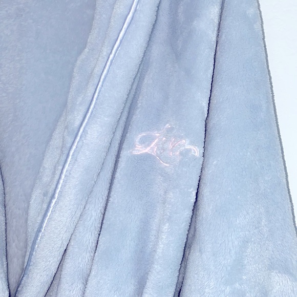 NEW VS The Cozy Hooded Short Robe XS/S - Picture 5 of 12